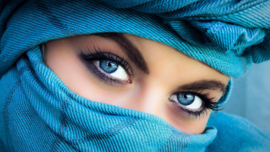 blue eyes