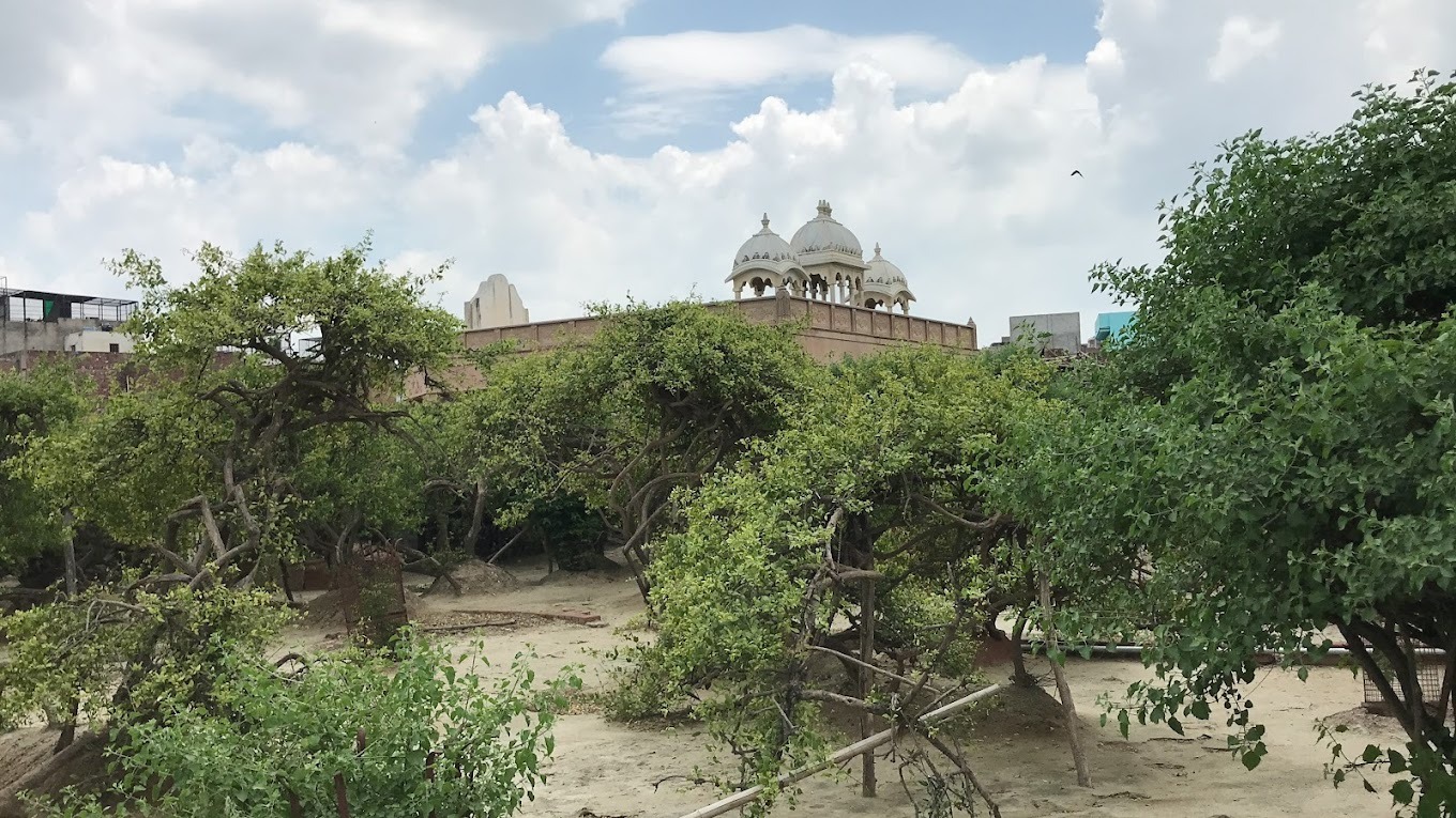 Nidhivan Temple