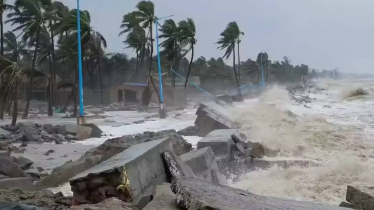 Cyclone Mantha