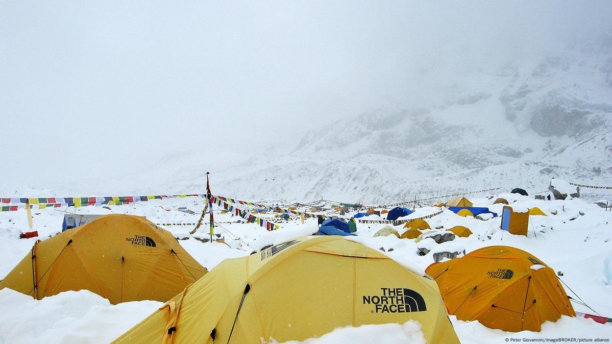 Mount Everest